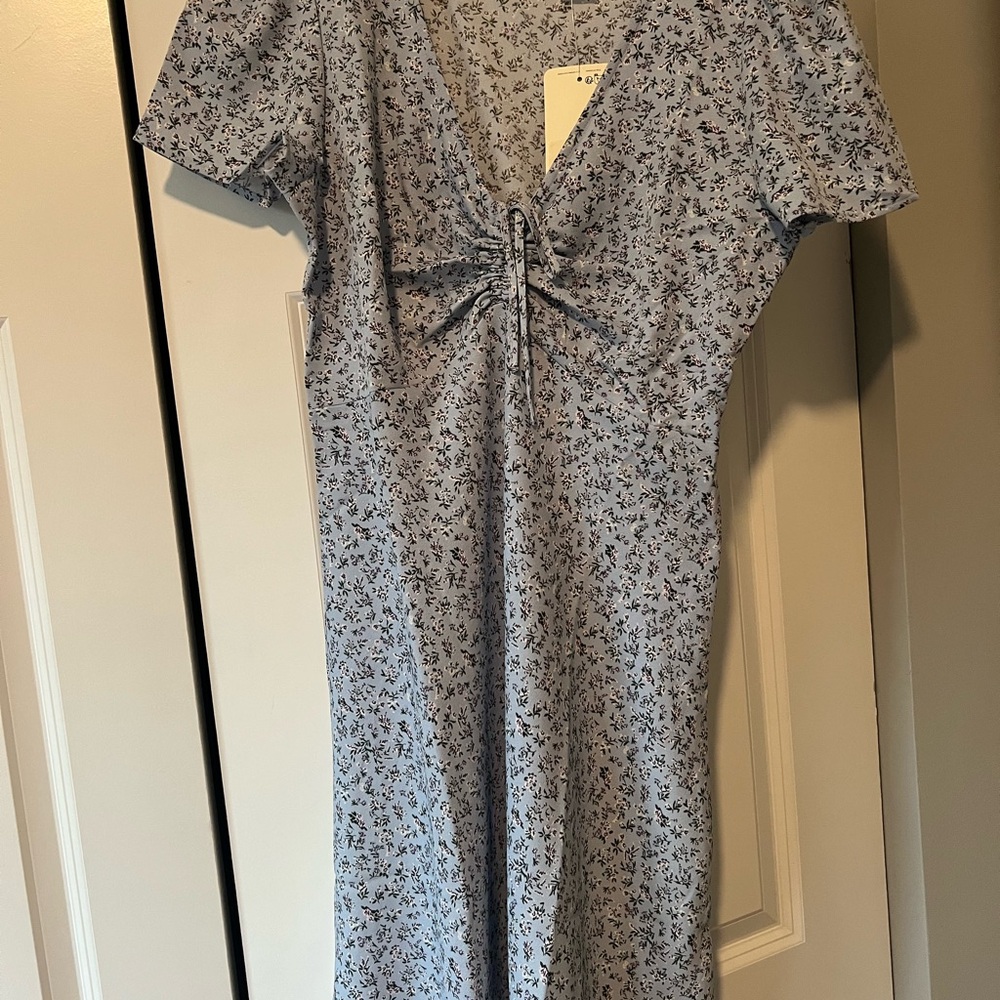 Levi's Gray and White Puff Sleeve Sundress